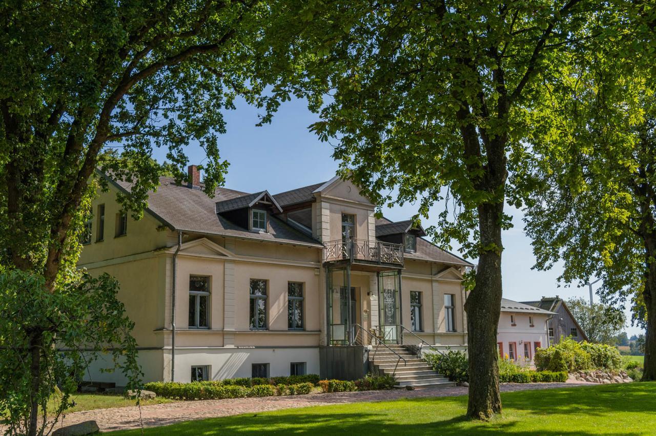 Апартаменти Gutshof Gross Behnkenhagen Екстер'єр фото